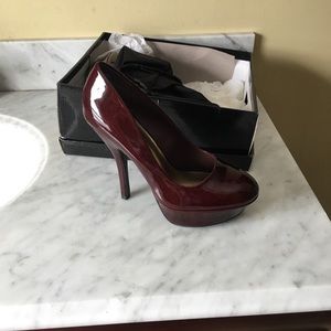 Burgundy pump size 8